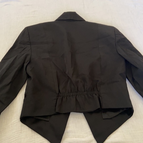 Blazer - Picture 3 of 3